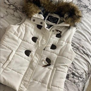 White Vest With Faux Fur Hood